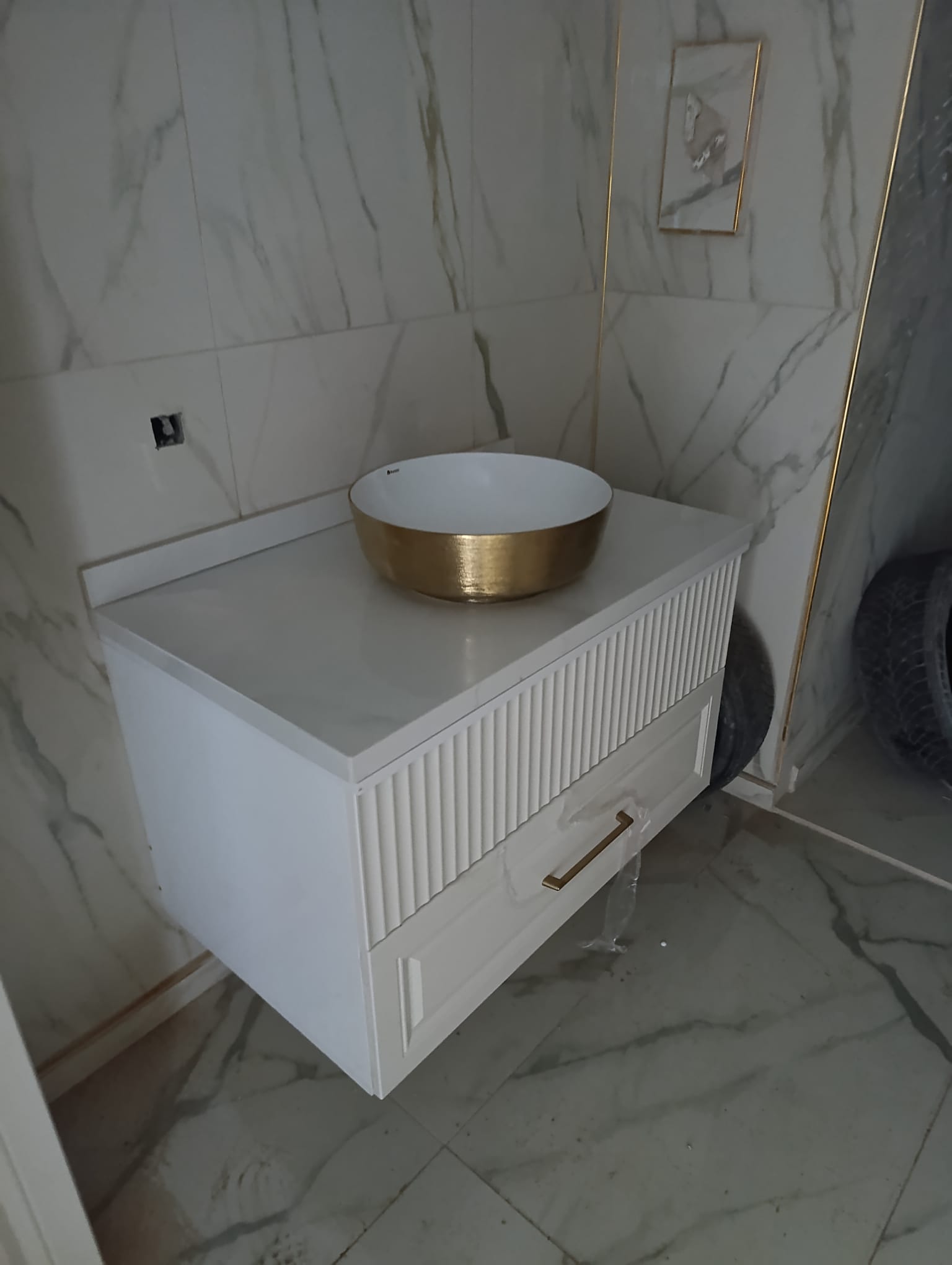 Porselen Lavabo Mermeri Stten Montajl